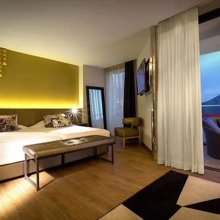 Hard Rock Tenerife 5*