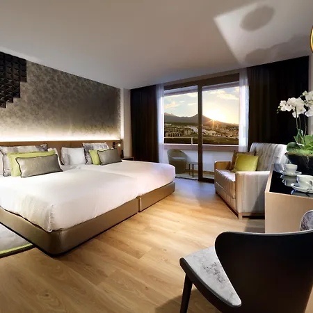 Szálloda Hard Rock Tenerife Costa Adeje (Tenerife)