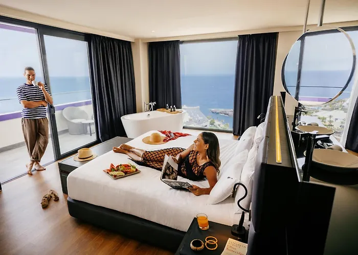 Hard Rock Tenerife 5* Costa Adeje (Tenerife)
